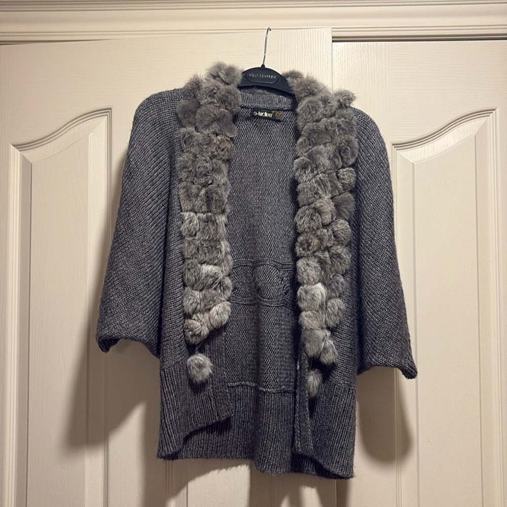 Very nice vest with fur